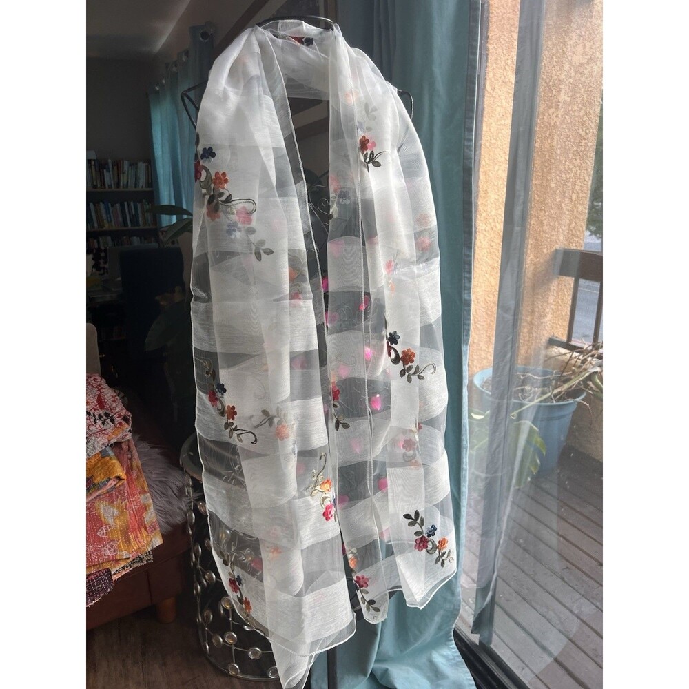 Silver White Scarf Shawl Wrap Stunning Embroidery Pure 100% Silk Gorgeous!!!